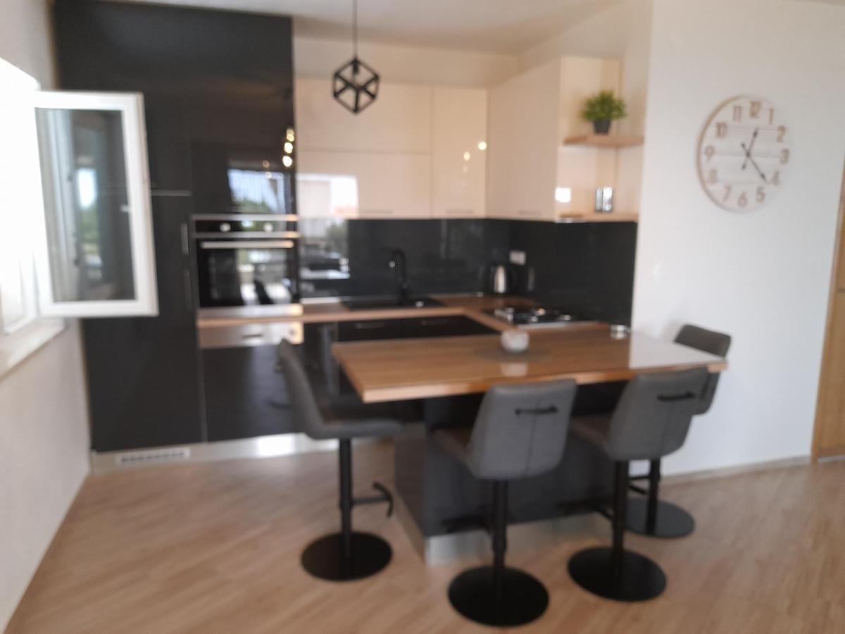 Apartmani Petra 普利莫顿 外观 照片