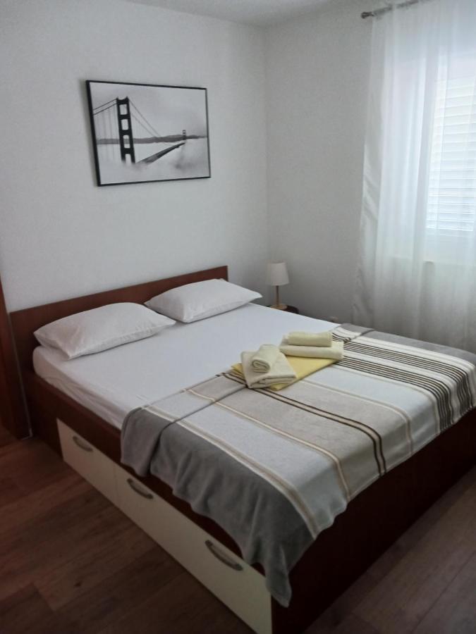 Apartmani Petra 普利莫顿 外观 照片