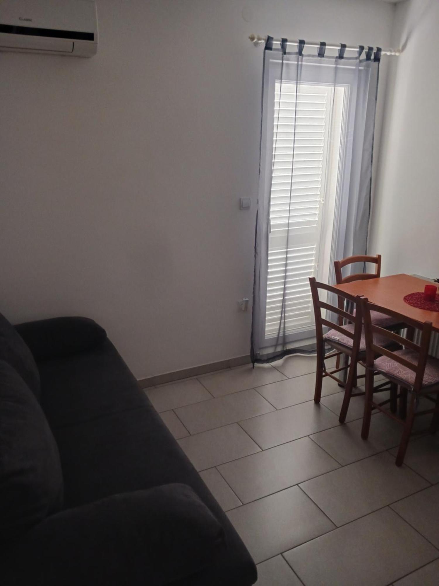 Apartmani Petra 普利莫顿 外观 照片